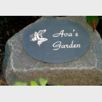 memorial_avas_garden